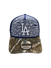 Load image into Gallery viewer, “CamoufLAge”